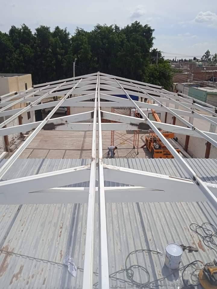 هناجر الرياض