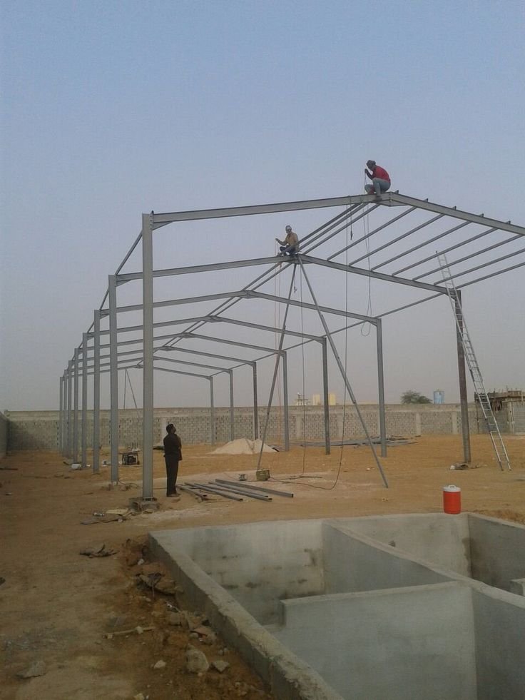 هناجر ومستودعات