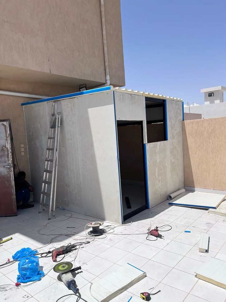 أفضل مقاول ساندوتش بانل الرياض
